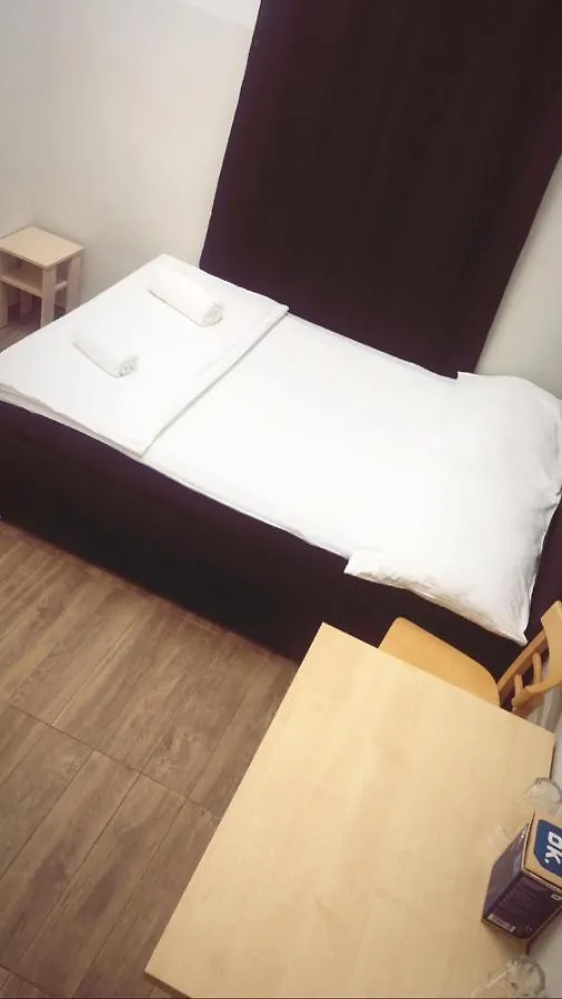 Private Room Near Vienna City Center 1 Apartment